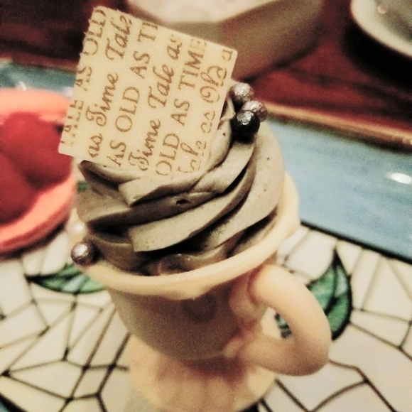 Meet your Posher, Lianne - Picture 2 of 4